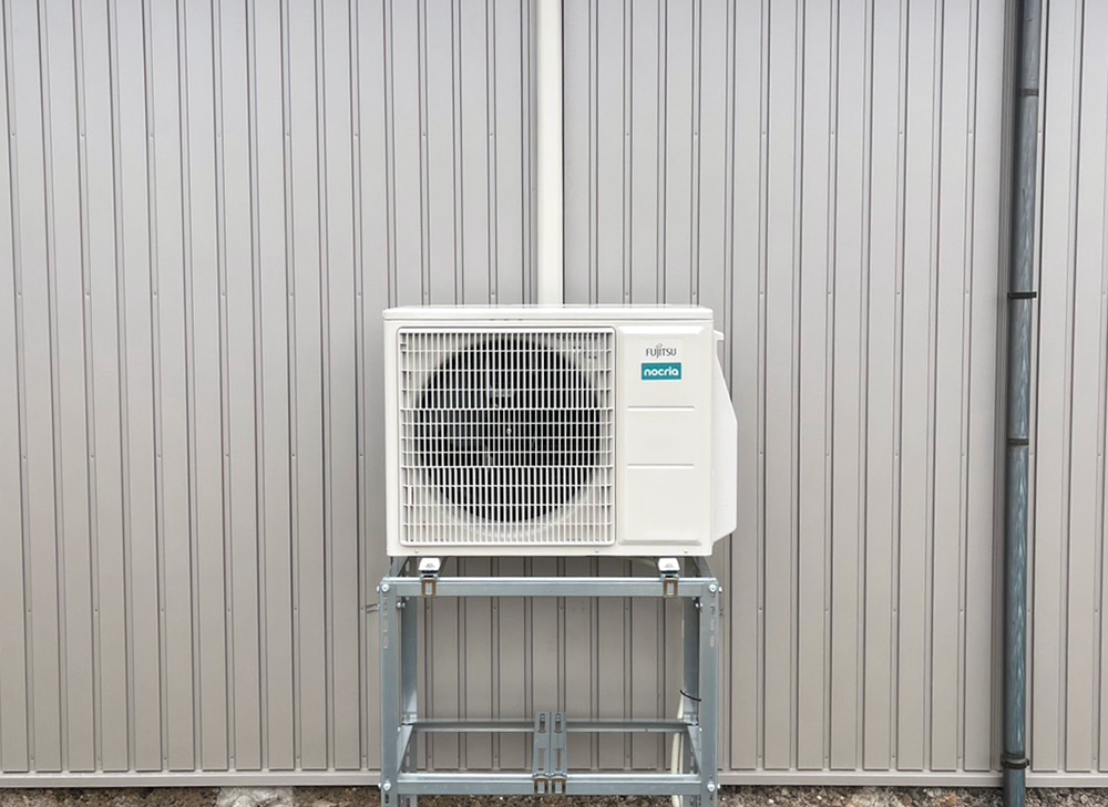 ルームエアコン新規取付工事